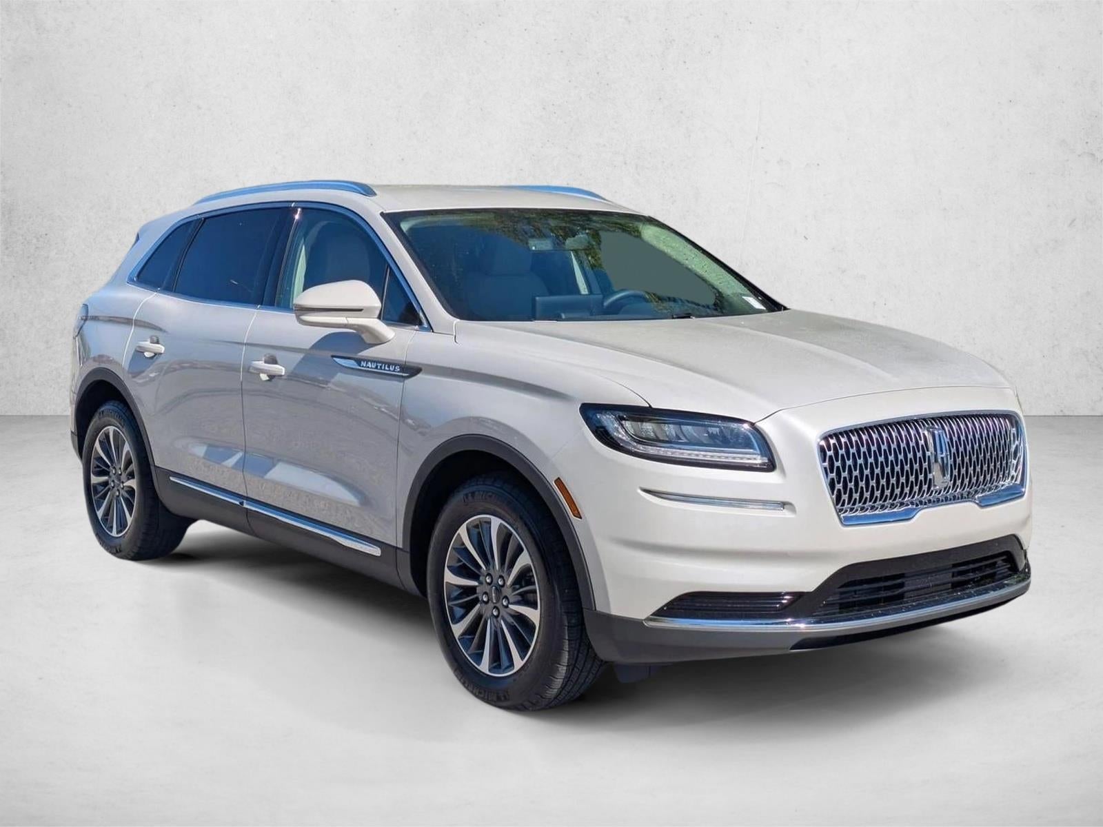 2022 Lincoln Nautilus Standard FWD