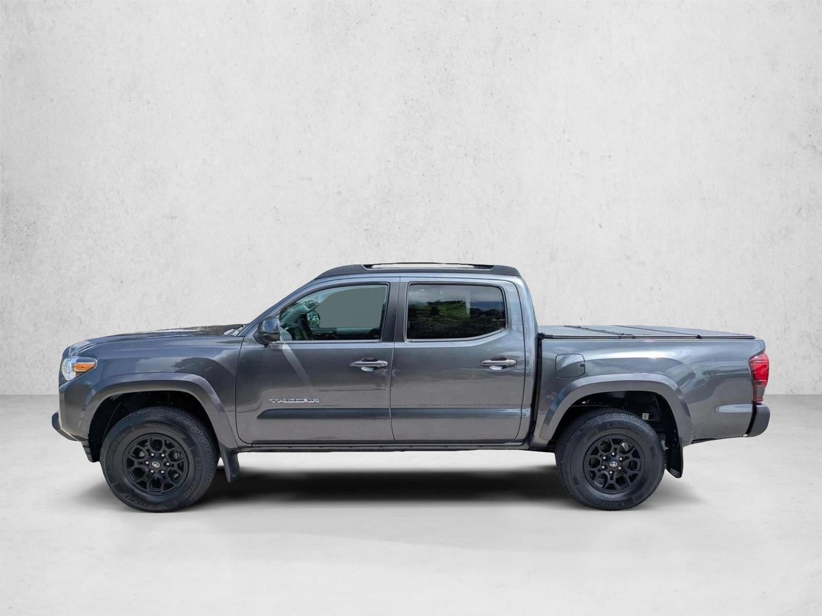 2022 Toyota Tacoma 4WD 4WD SR5 Double Cab 5' Bed V6 AT (Natl)