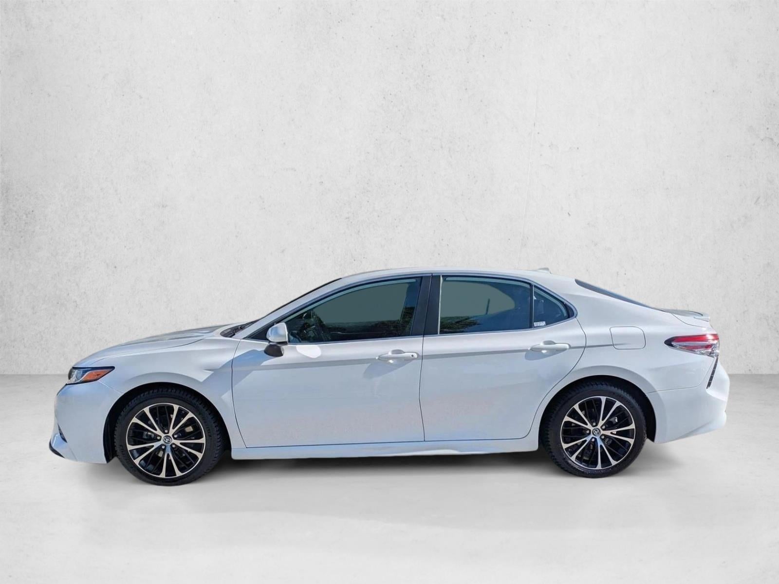 2019 Toyota Camry SE Auto (Natl)