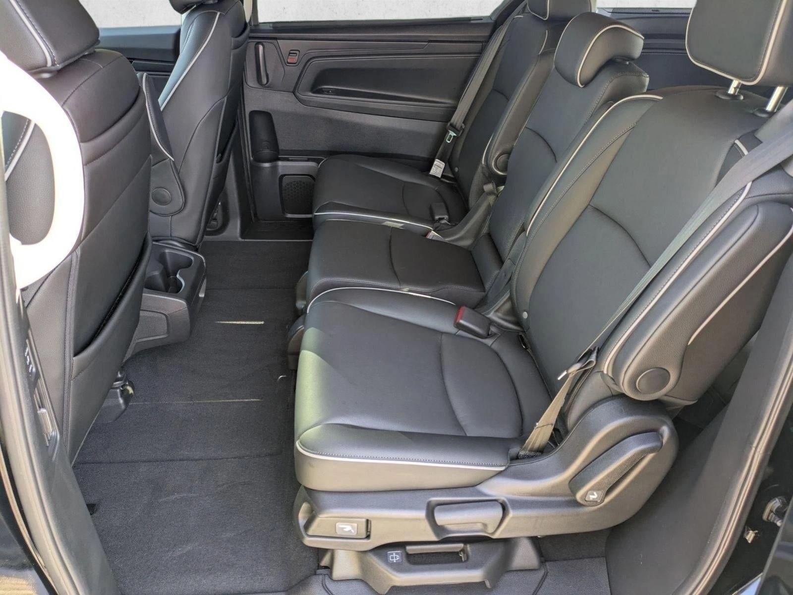 2025 Honda Odyssey Touring Auto