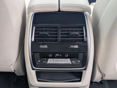 2024 BMW X7 xDrive40i Sports Activity Vehicle