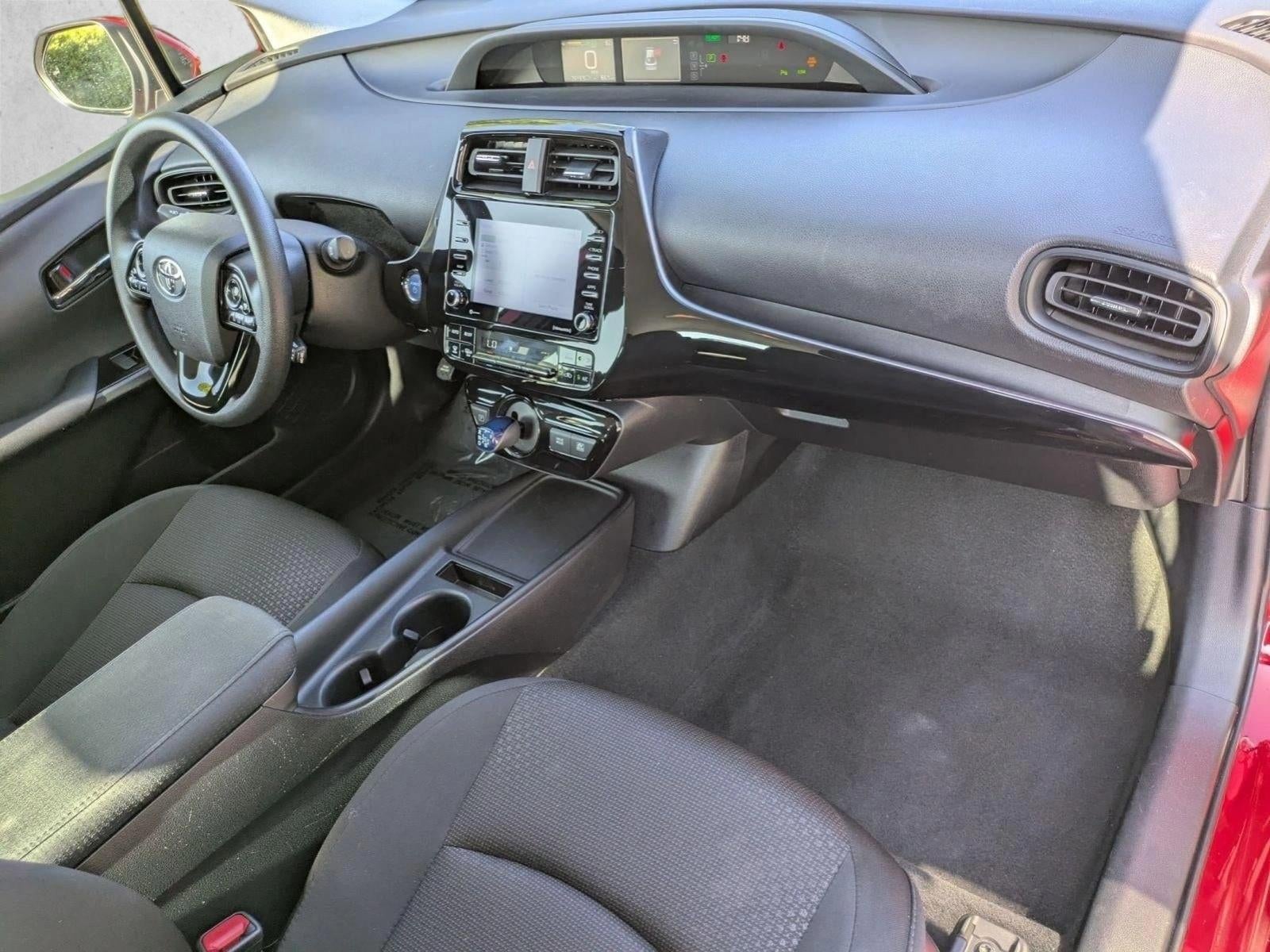 2022 Toyota Prius LE (Natl)