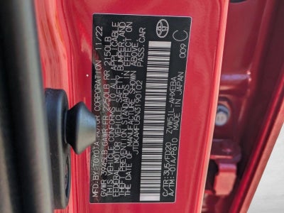 2022 Toyota Prius LE (Natl)