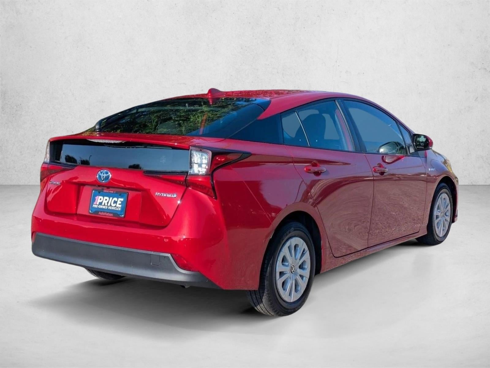 2022 Toyota Prius LE (Natl)