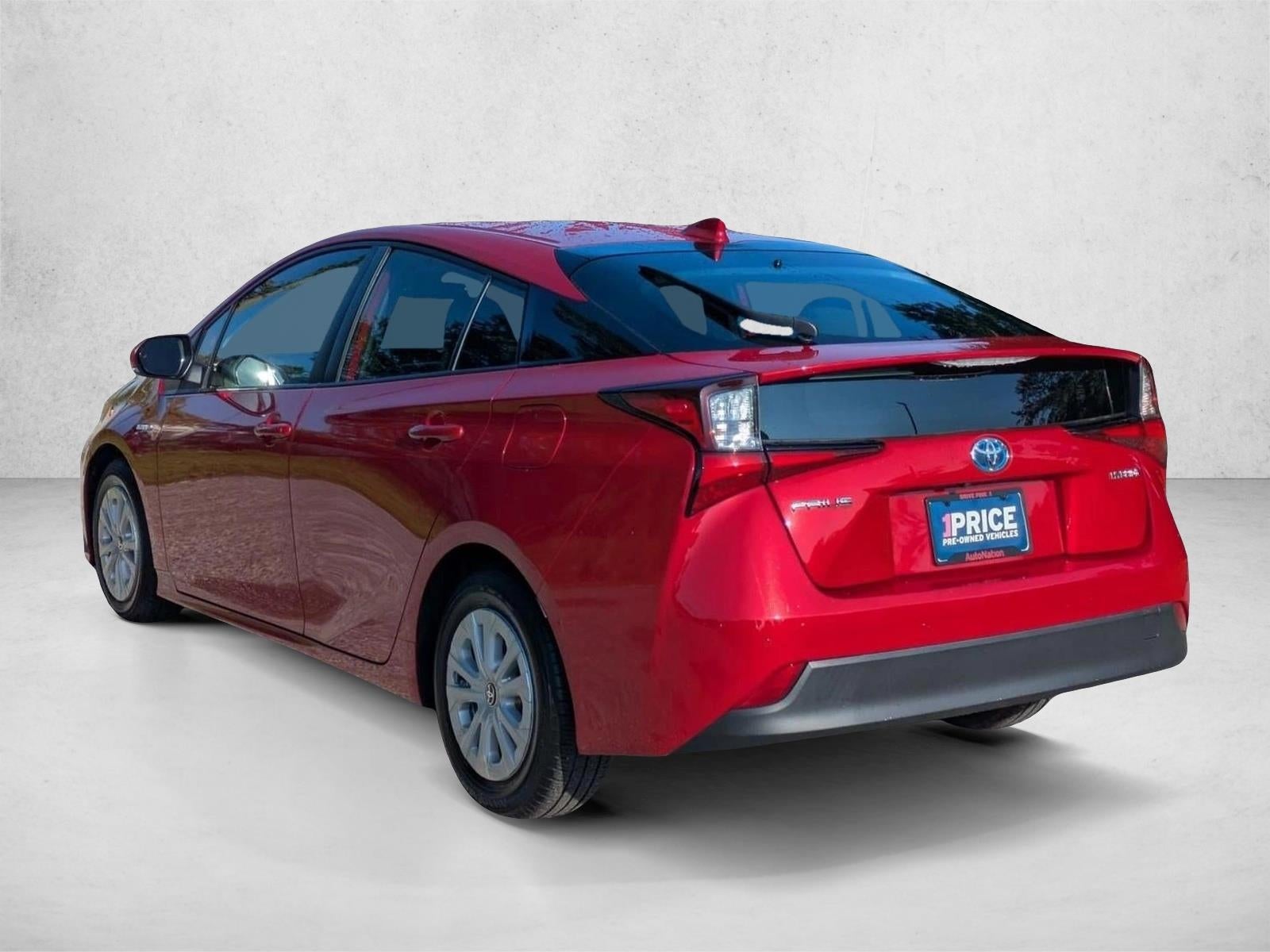 2022 Toyota Prius LE (Natl)