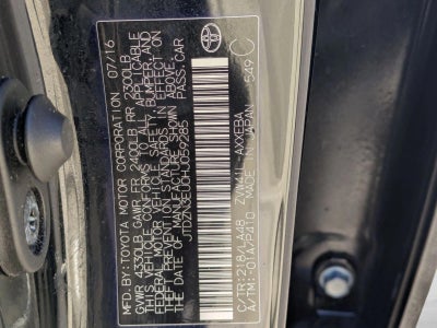 2017 Toyota Prius v Four (Natl)