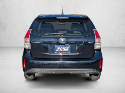 2017 Toyota Prius v Four (Natl)