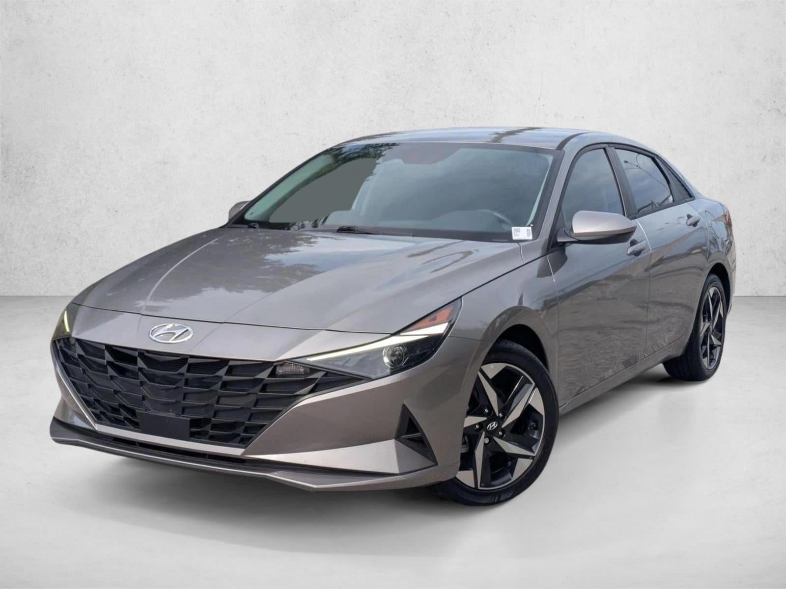 2023 Hyundai ELANTRA SEL IVT