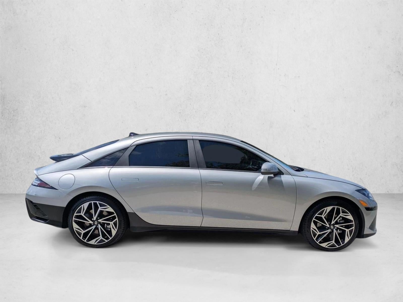 2025 Hyundai IONIQ 6 SEL RWD