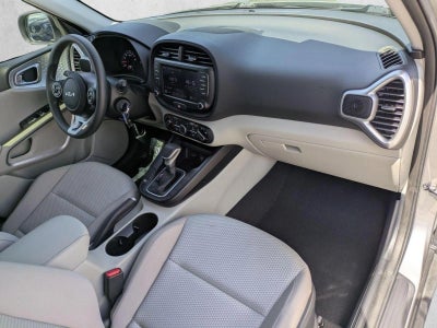 2022 Kia Soul LX IVT