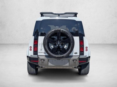 2022 Land Rover Defender 110 X-Dynamic SE AWD