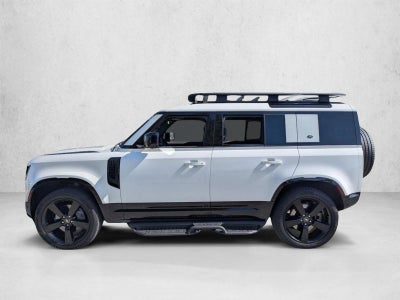 2022 Land Rover Defender 110 X-Dynamic SE AWD