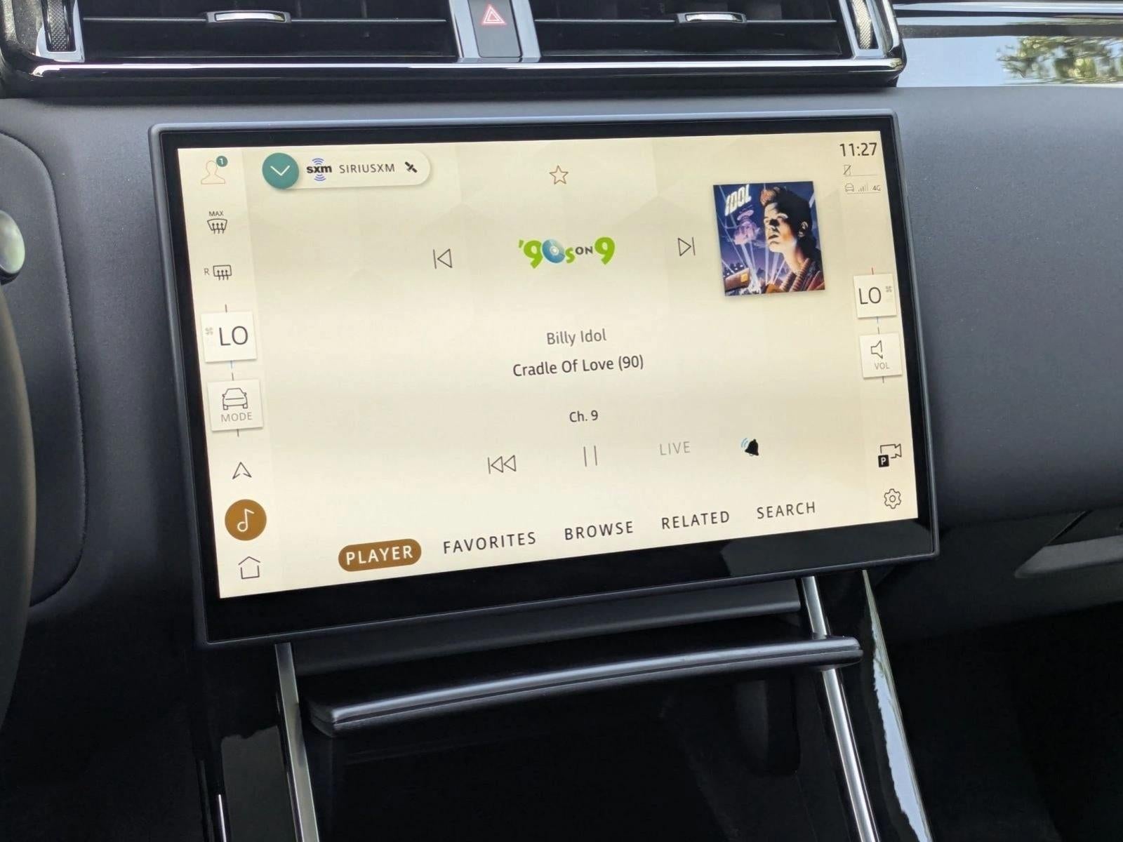 2025 Land Rover Range Rover Velar P250 Dynamic SE