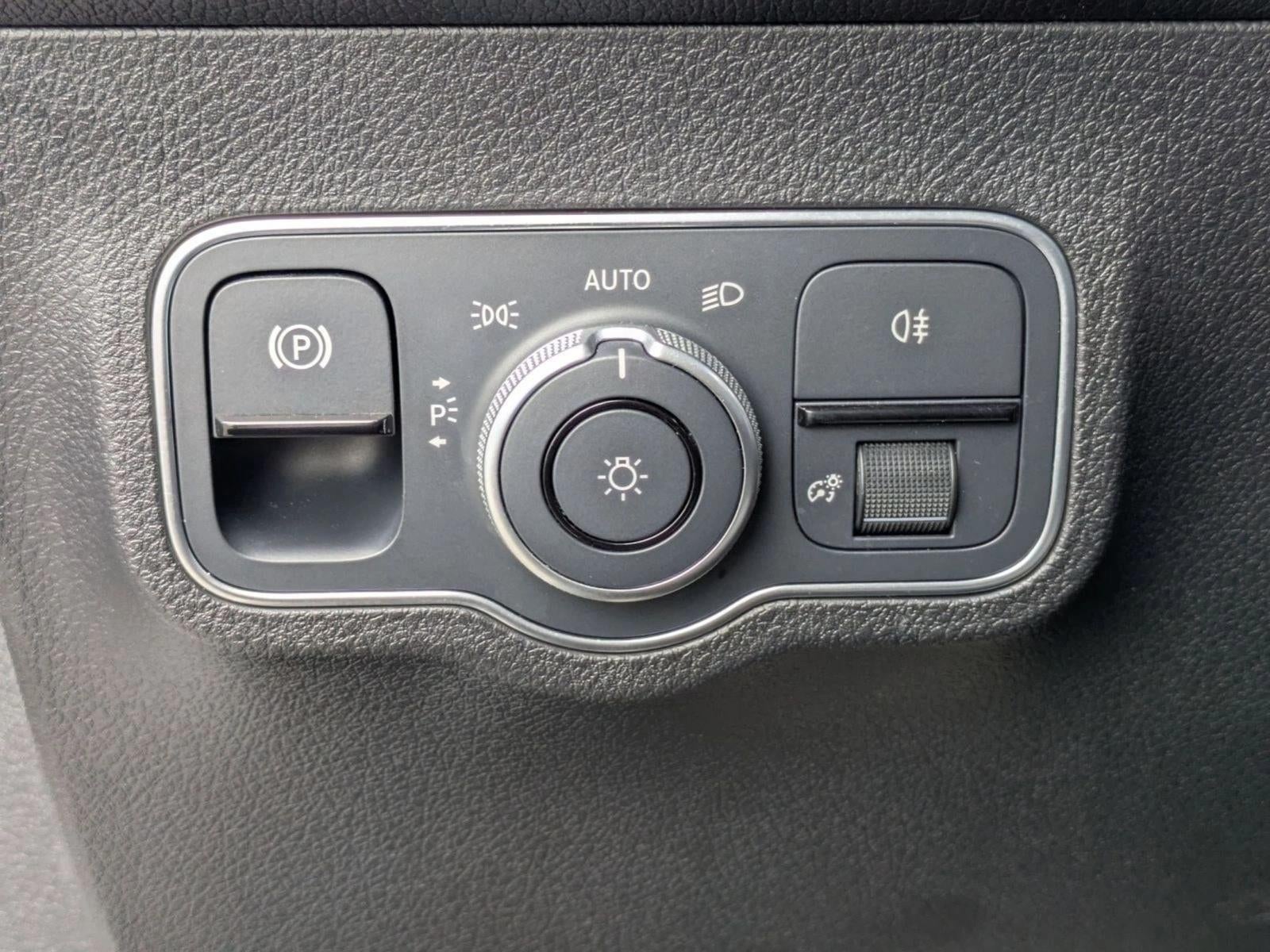 2023 Mercedes-Benz GLB GLB 250 SUV