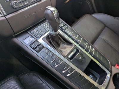 2017 Porsche Macan AWD