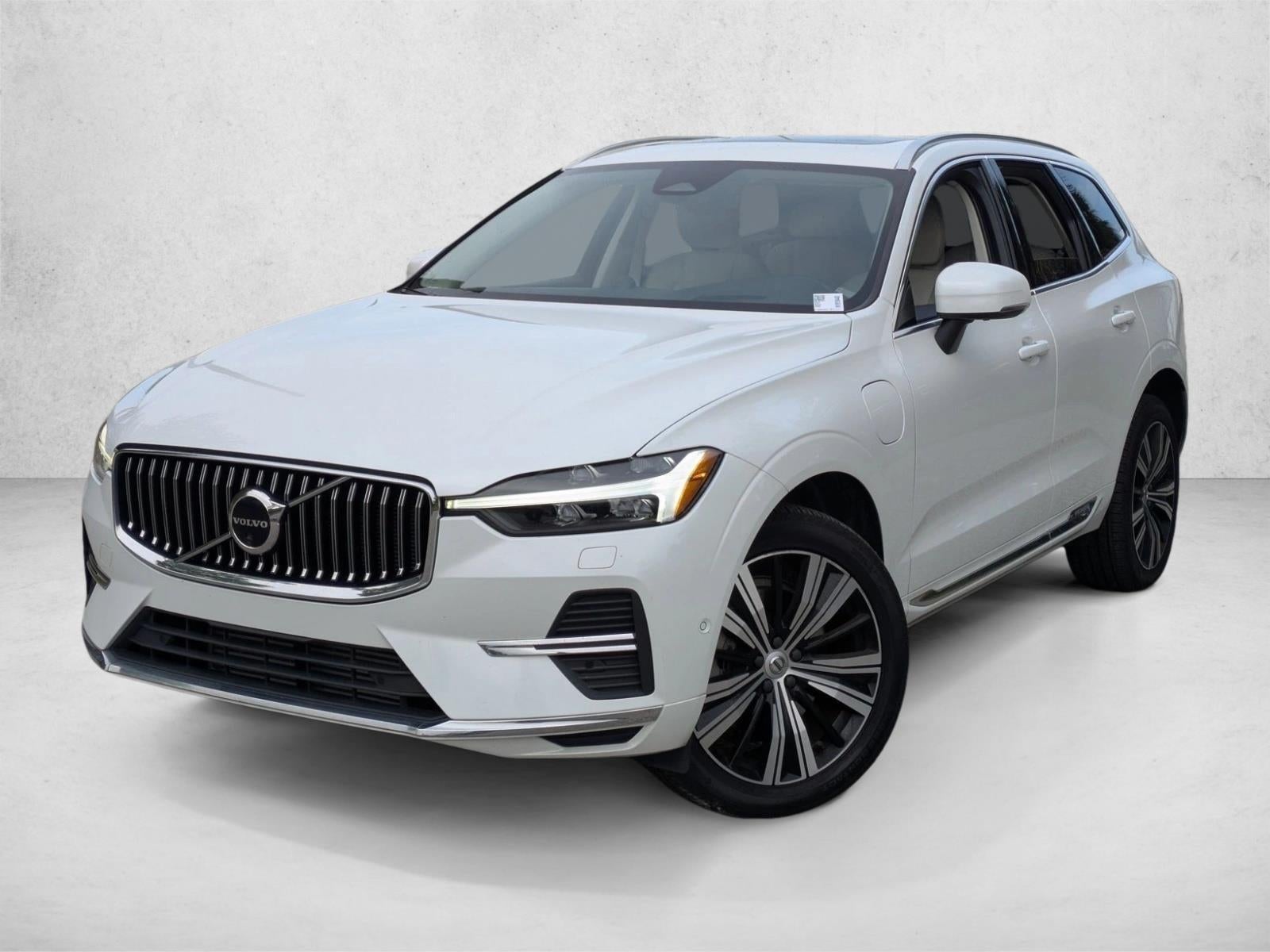 2022 Volvo XC60 Recharge Plug-In Hybrid T8 eAWD PHEV Inscription
