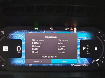 2024 Volvo XC90 B5 AWD Plus Bright Theme 7P