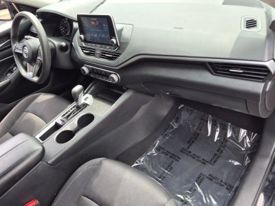 2022 Nissan Altima 2.5 SV Sedan