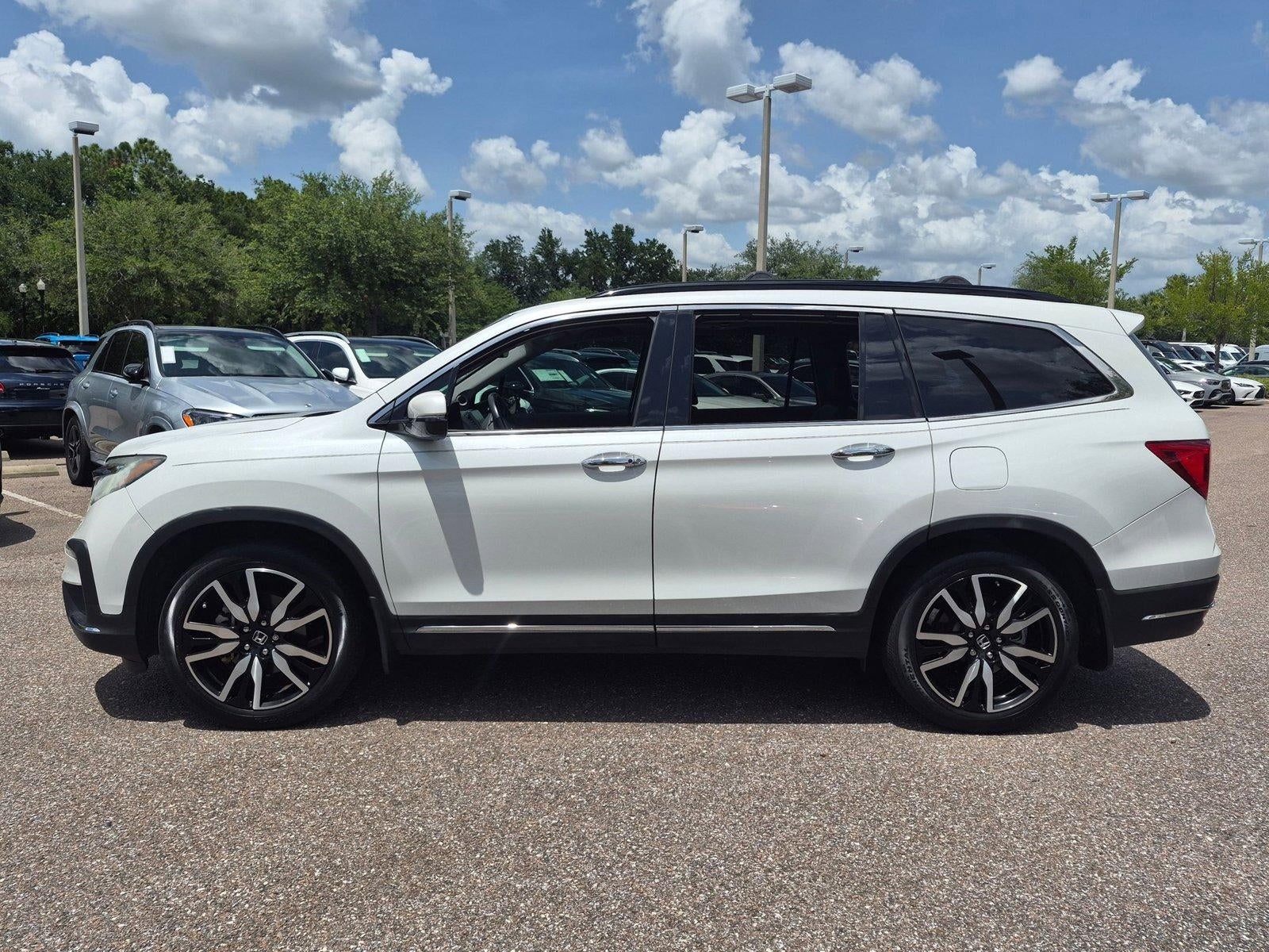 2022 Honda Pilot Touring 7-Passenger 2WD