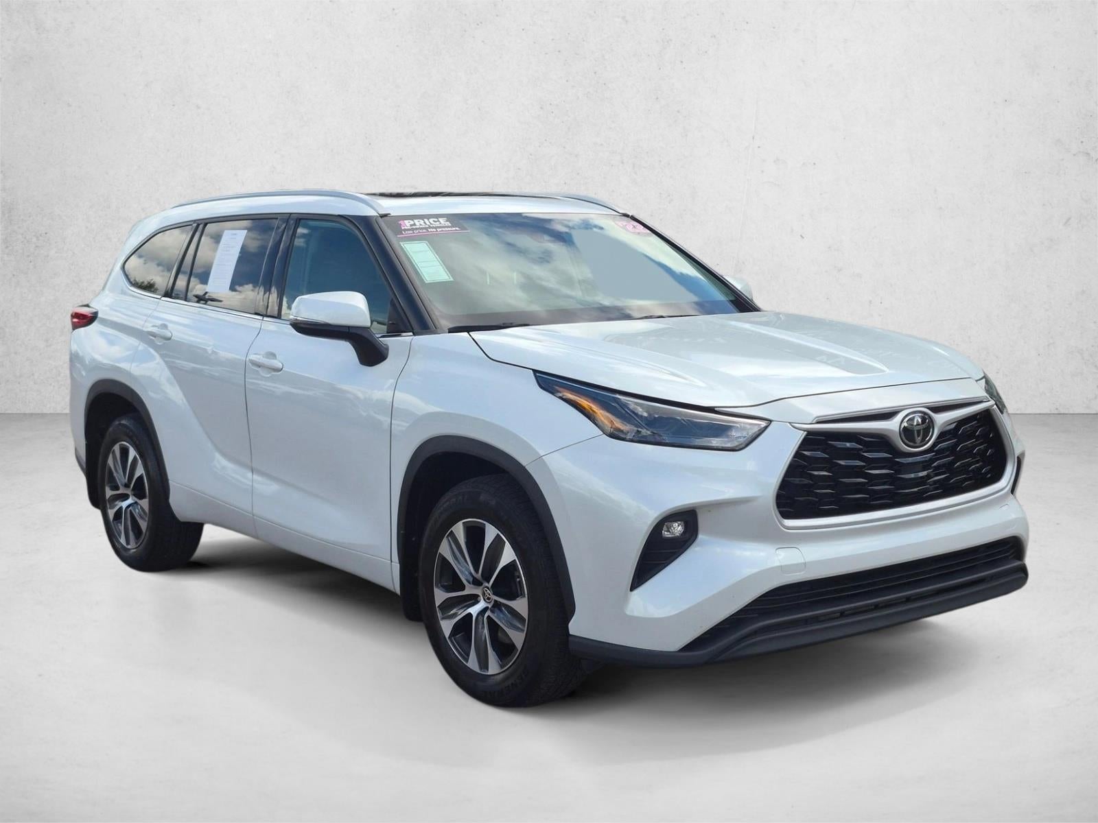 2022 Toyota Highlander XLE AWD (Natl)