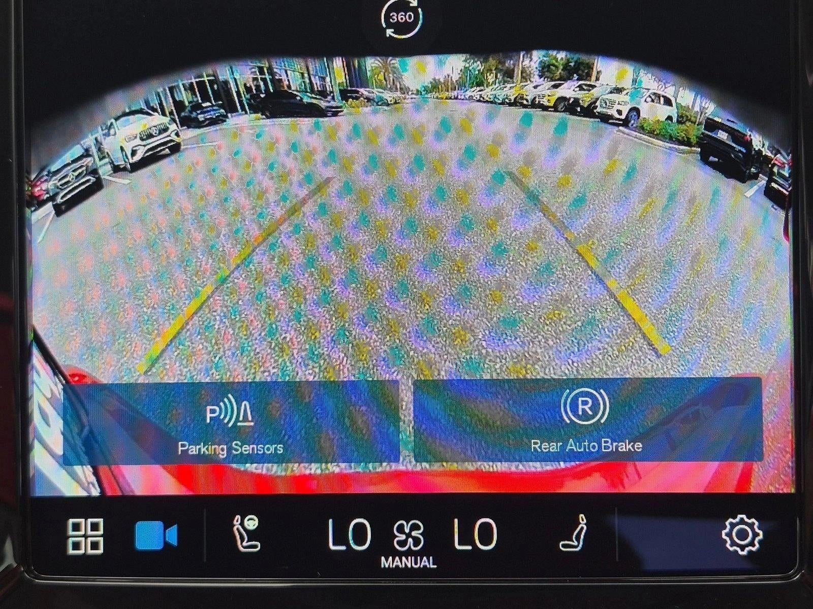 2024 Volvo S60 B5 FWD Plus Dark Theme