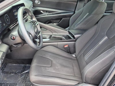 2024 Hyundai ELANTRA SEL IVT