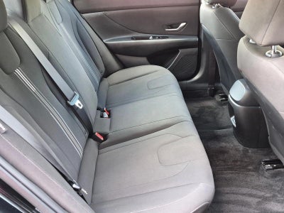 2024 Hyundai ELANTRA SEL IVT