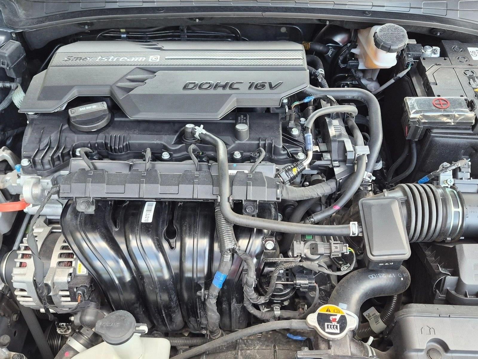 2024 Hyundai ELANTRA SEL IVT
