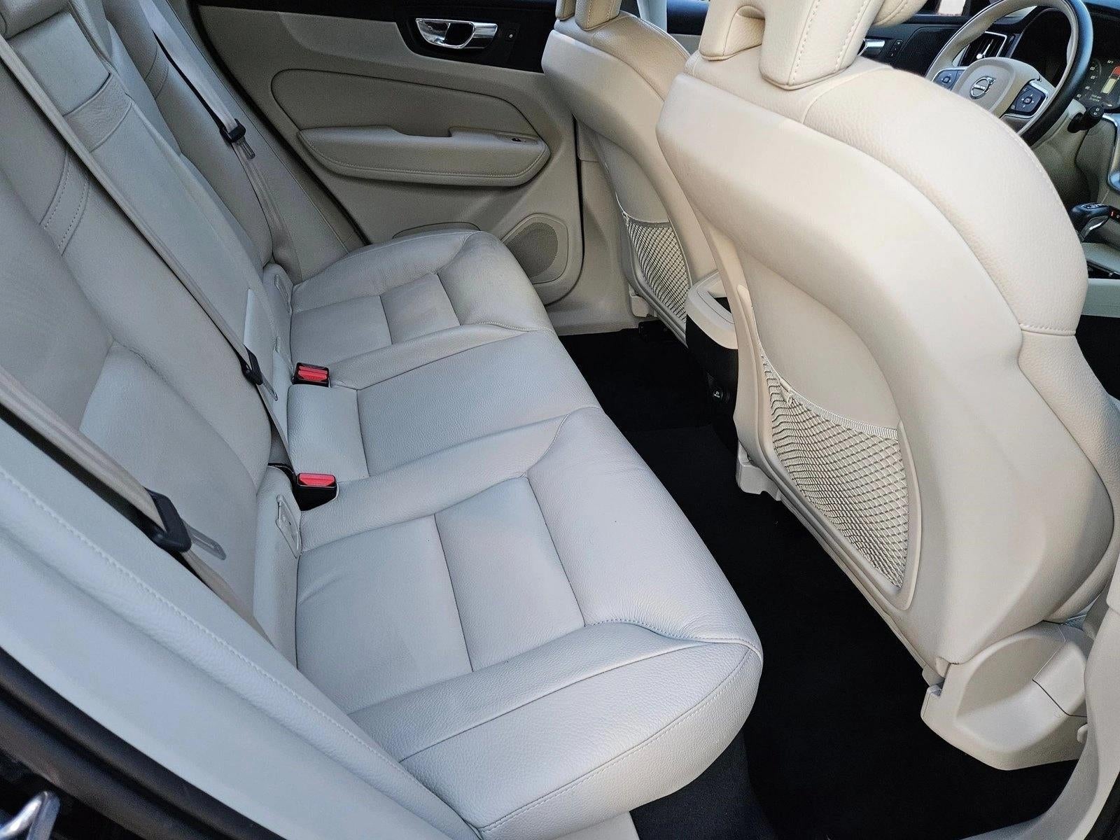 2019 Volvo XC60 T5 FWD Momentum