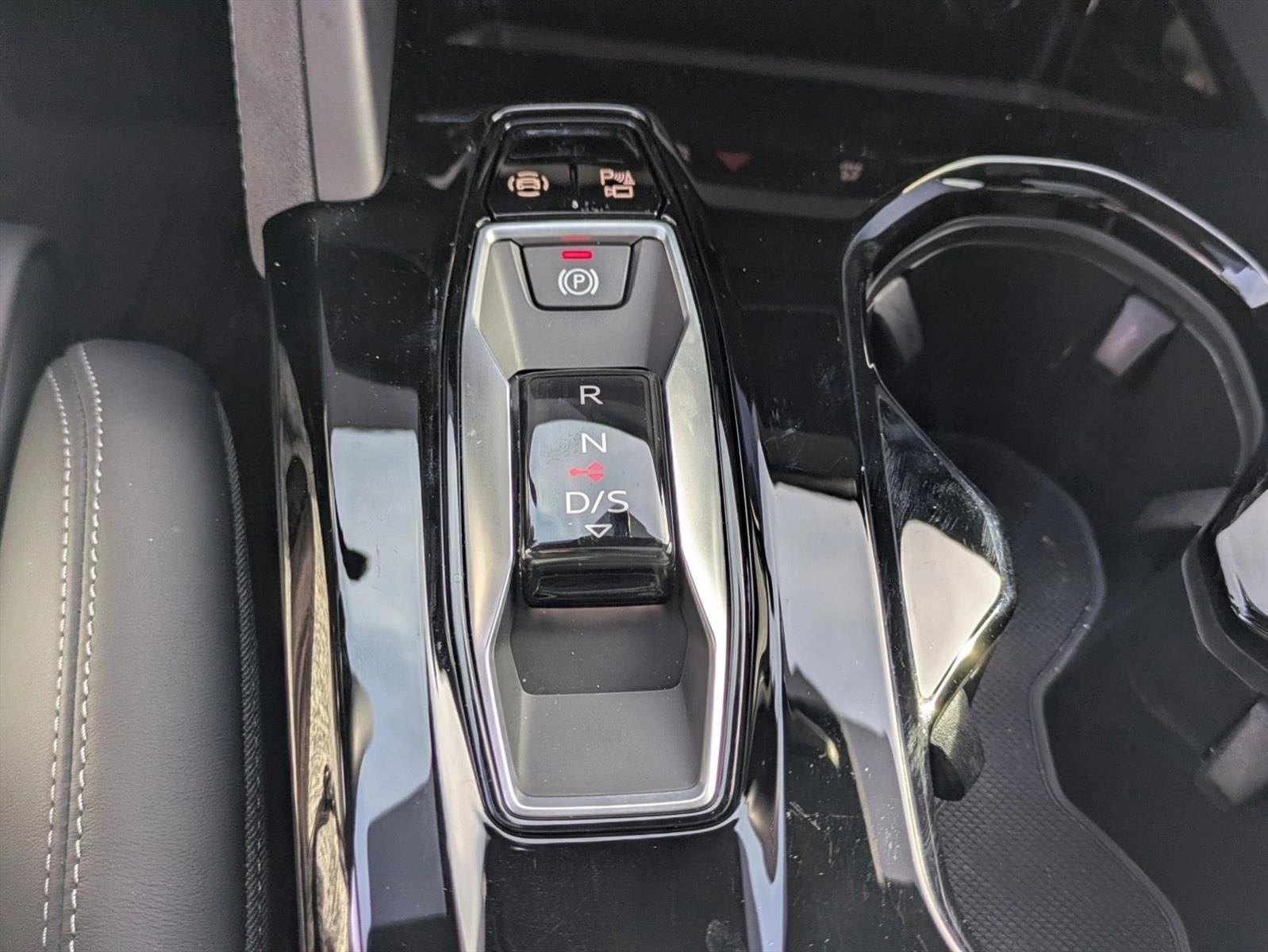 2025 Audi SQ5 Premium Plus 3.0 TFSI quattro