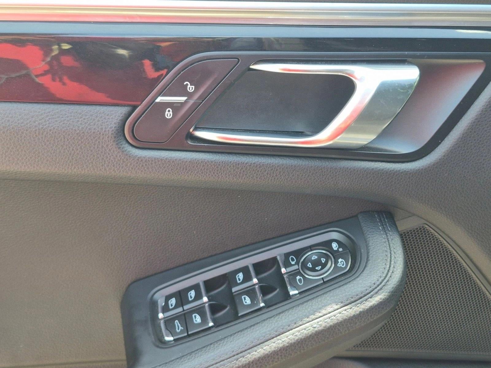 2018 Porsche Macan AWD
