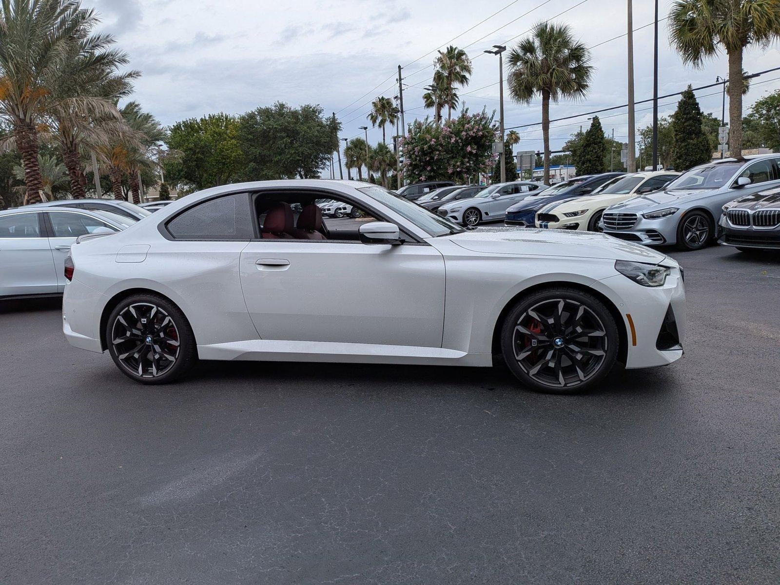 2025 BMW 230i Coupe