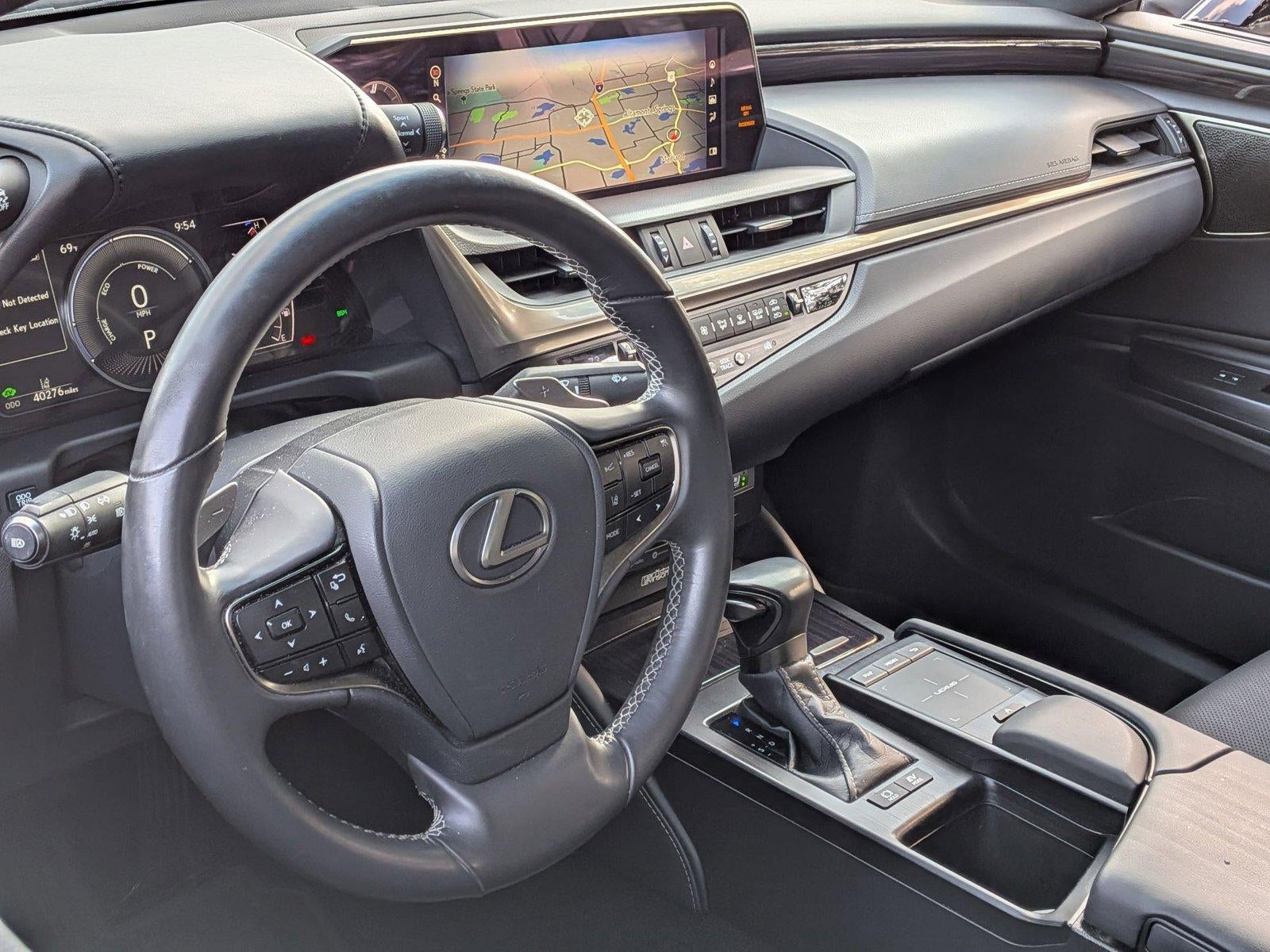 2021 Lexus ES 300h FWD