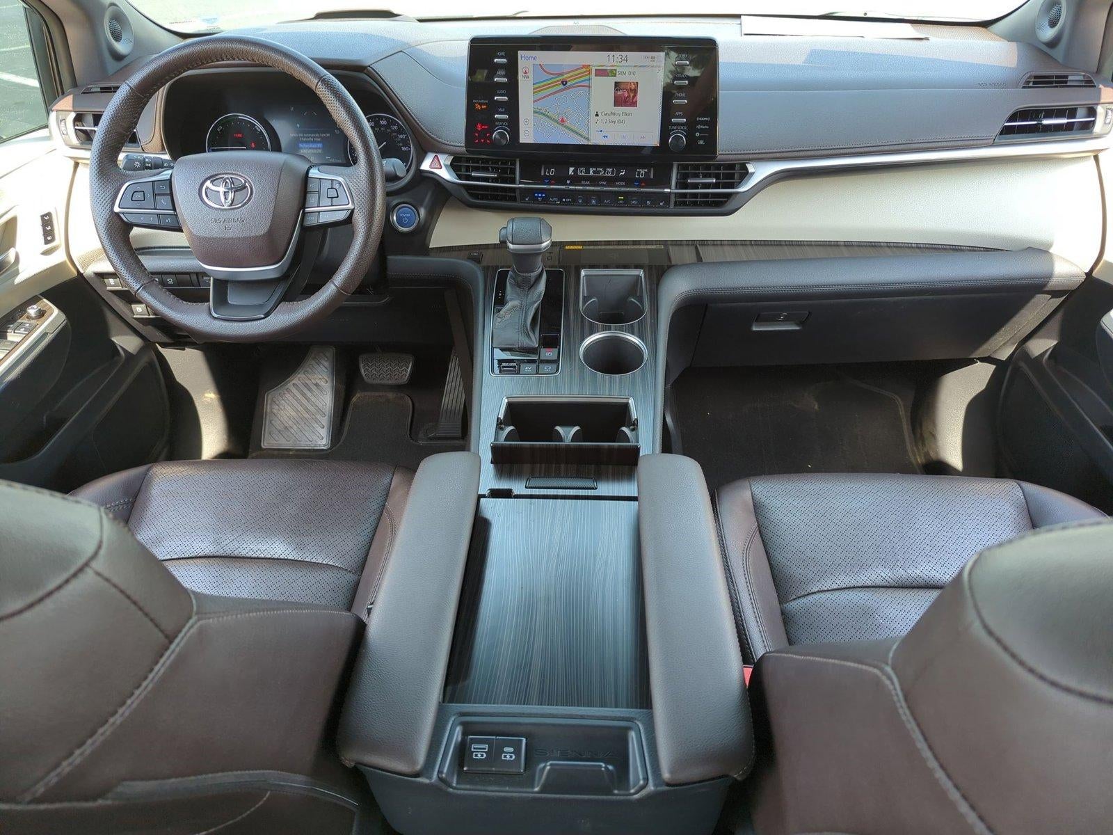 2021 Toyota Sienna Platinum FWD 7-Passenger (Natl)