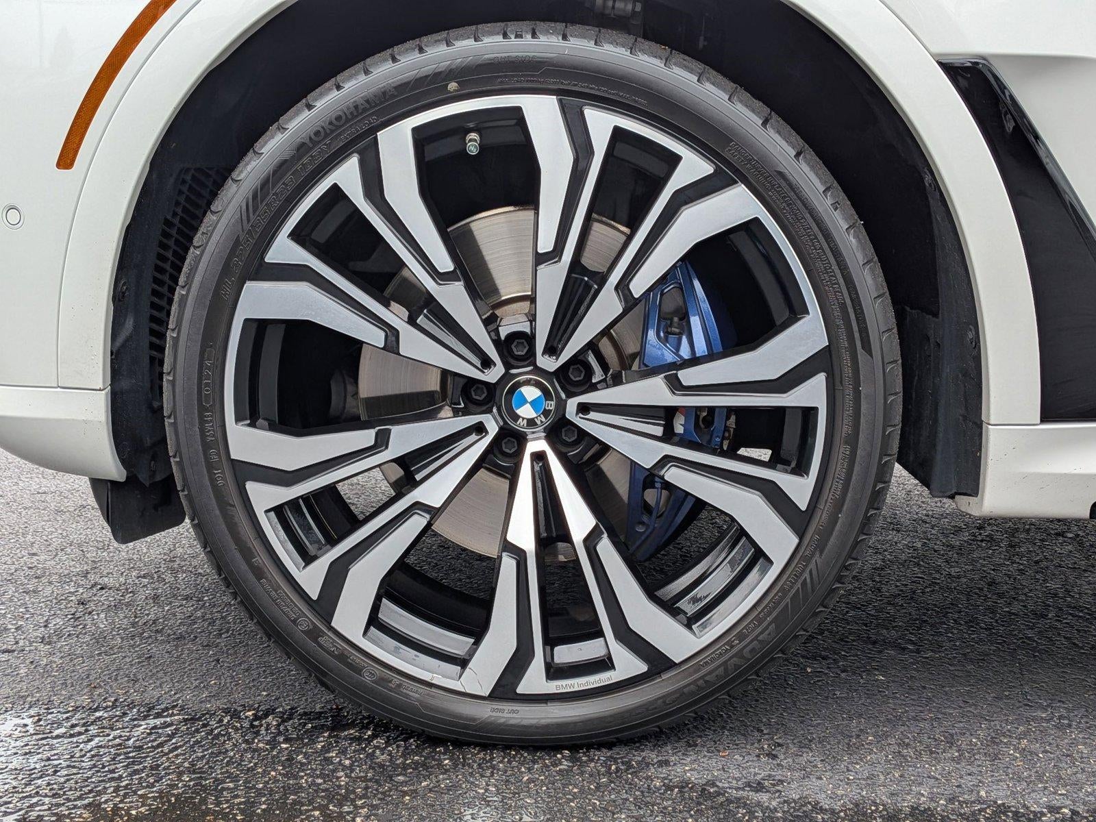 2023 BMW X7 xDrive40i Sports Activity Vehicle