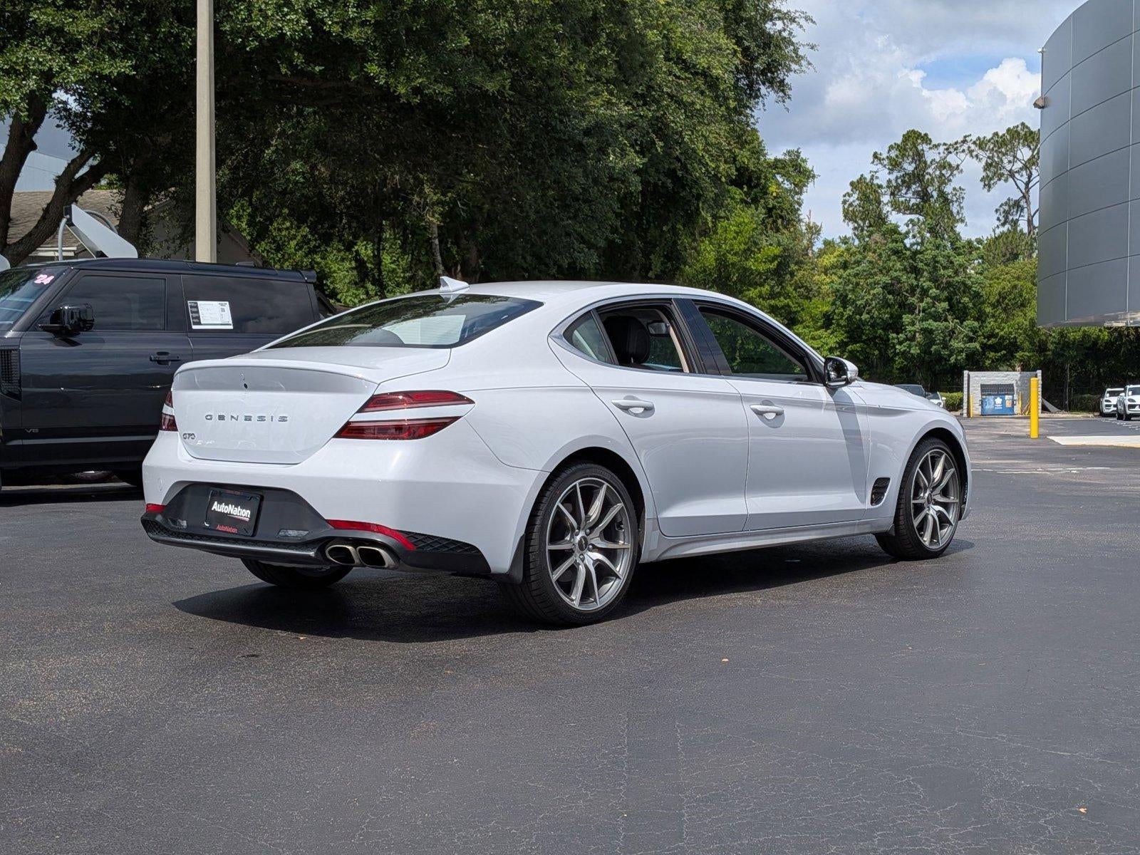 2023 Genesis G70 2.0T RWD