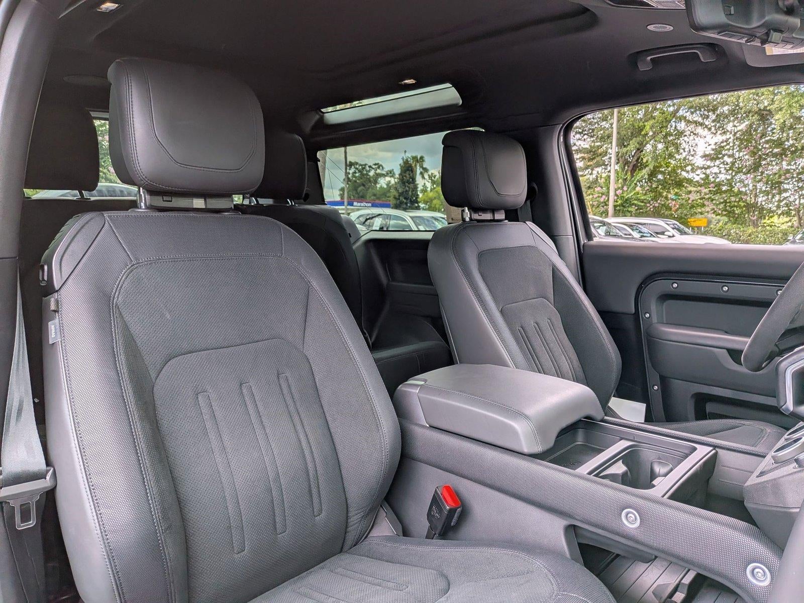 2024 Land Rover Defender 90 P525 V8