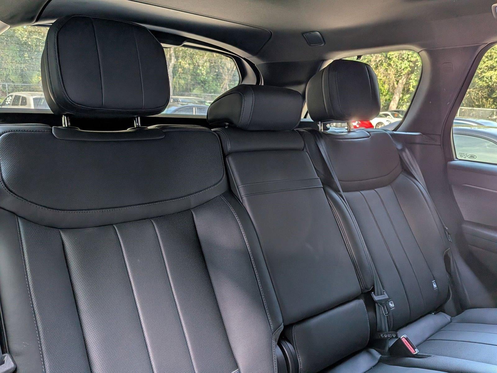 2025 Land Rover Range Rover P530 SE SWB