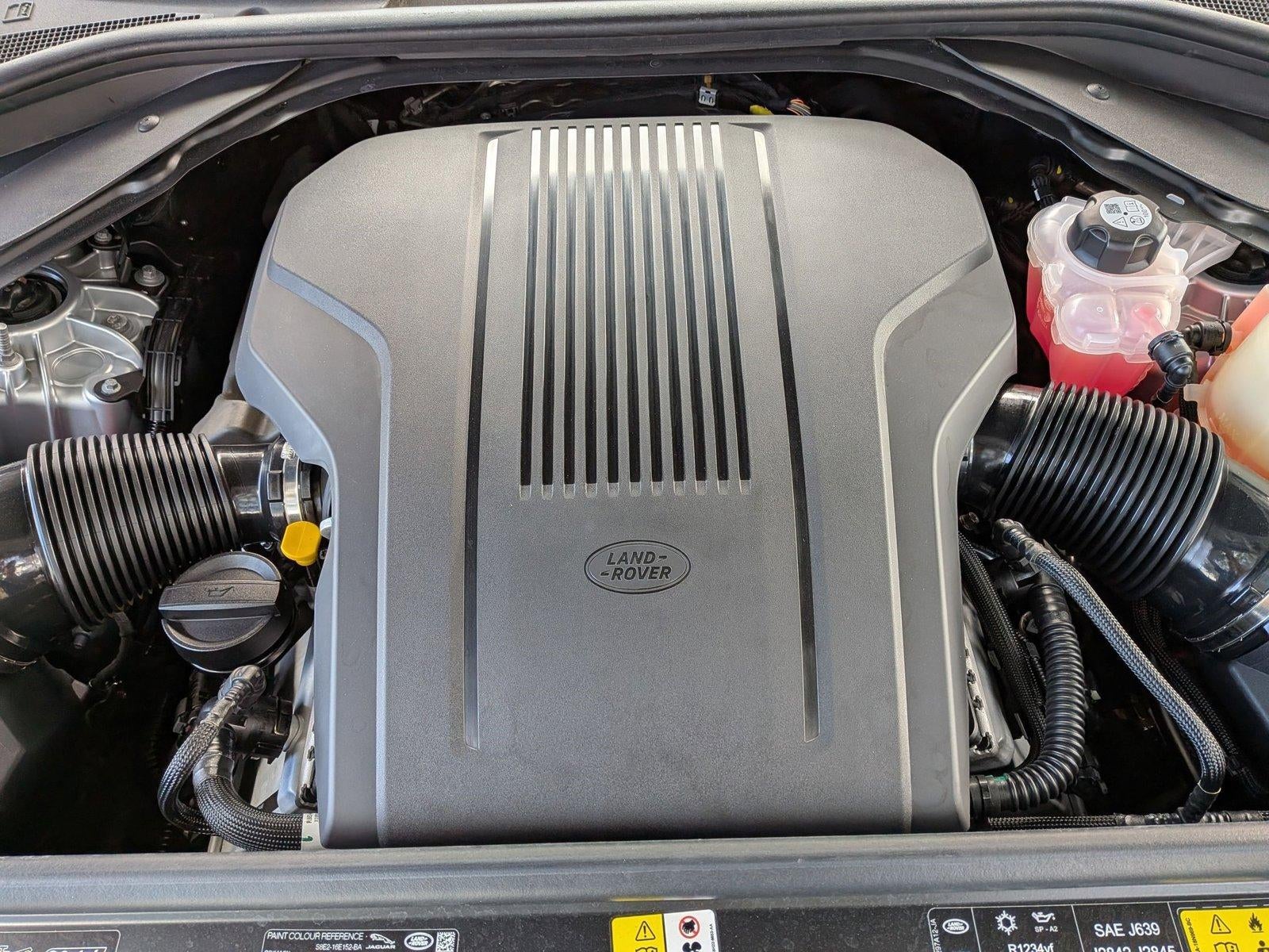 2025 Land Rover Range Rover P530 SE SWB