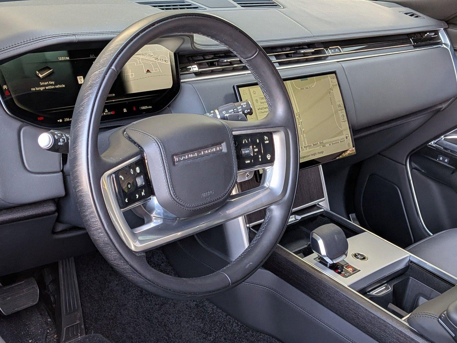 2025 Land Rover Range Rover P530 SE SWB