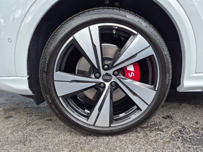 2025 Audi SQ5 Sportback Premium Plus 3.0 TFSI quattro