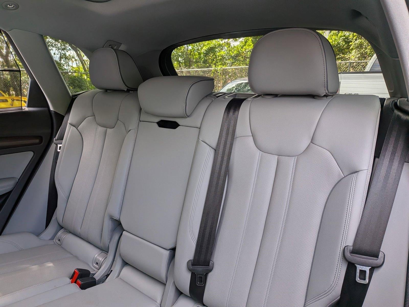 2023 Audi Q5 S line Prestige 45 TFSI quattro