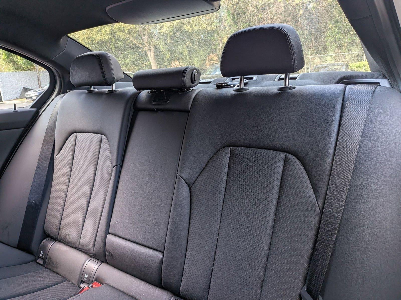 2025 BMW 330i xDrive Sedan