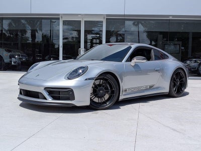 2024 Porsche 911 Carrera 4 GTS Coupe