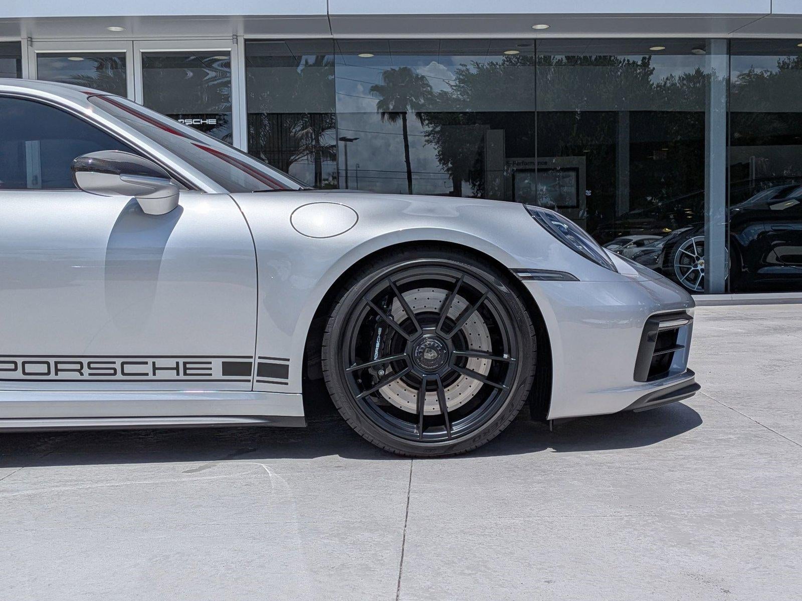2024 Porsche 911 Carrera 4 GTS Coupe