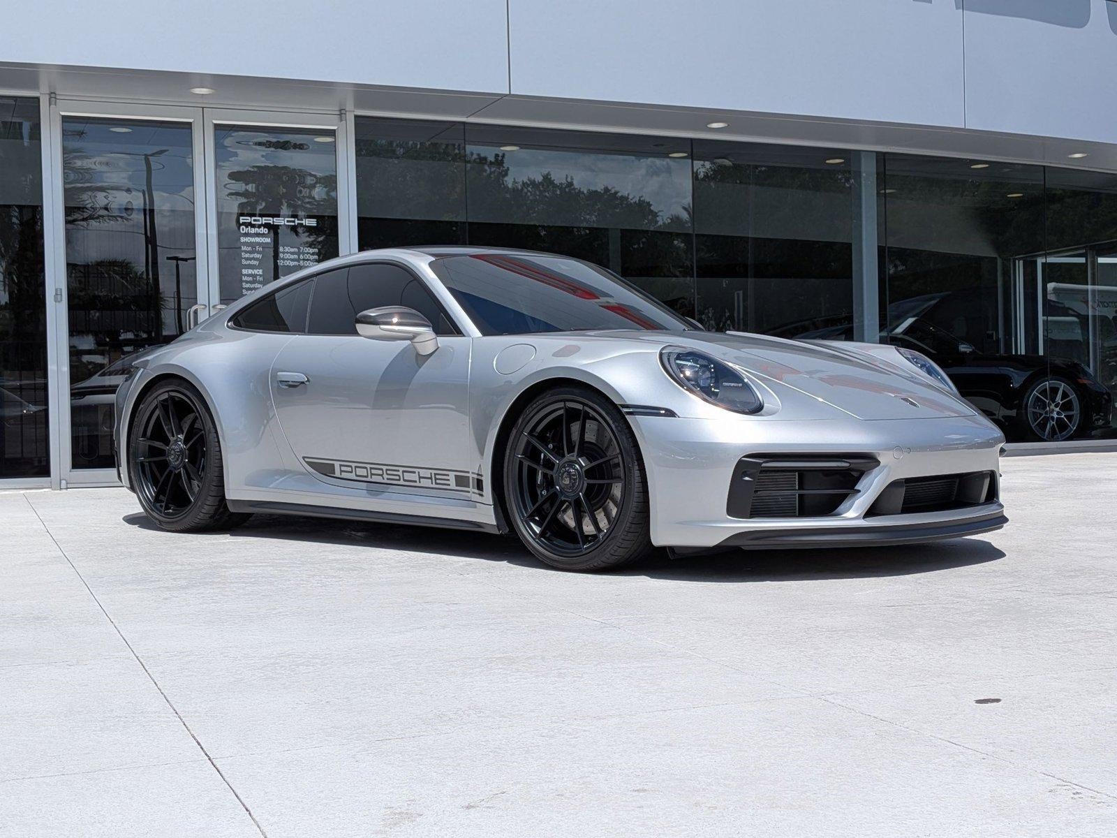 2024 Porsche 911 Carrera 4 GTS Coupe