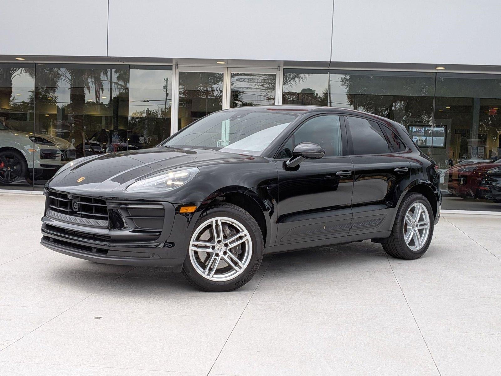 2025 Porsche Macan AWD