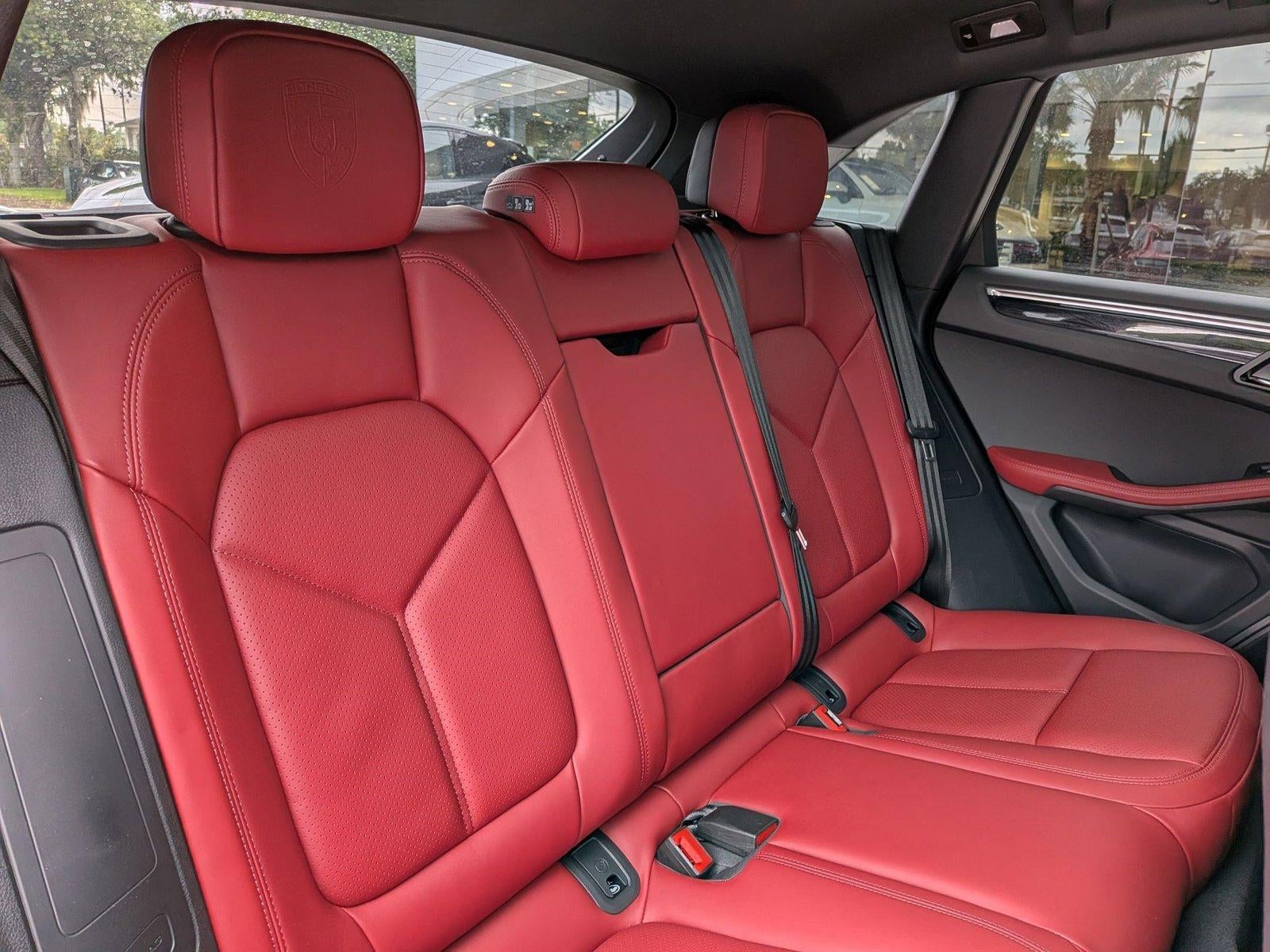 2025 Porsche Macan AWD
