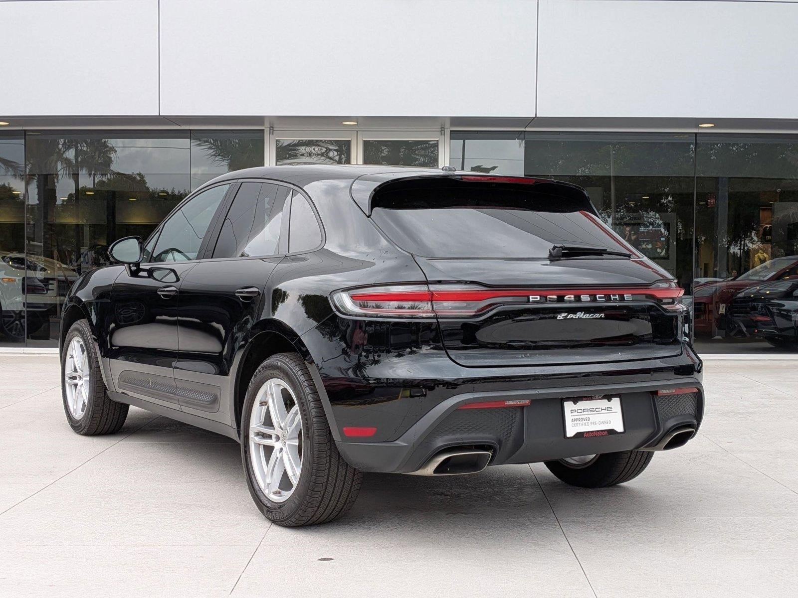 2025 Porsche Macan AWD