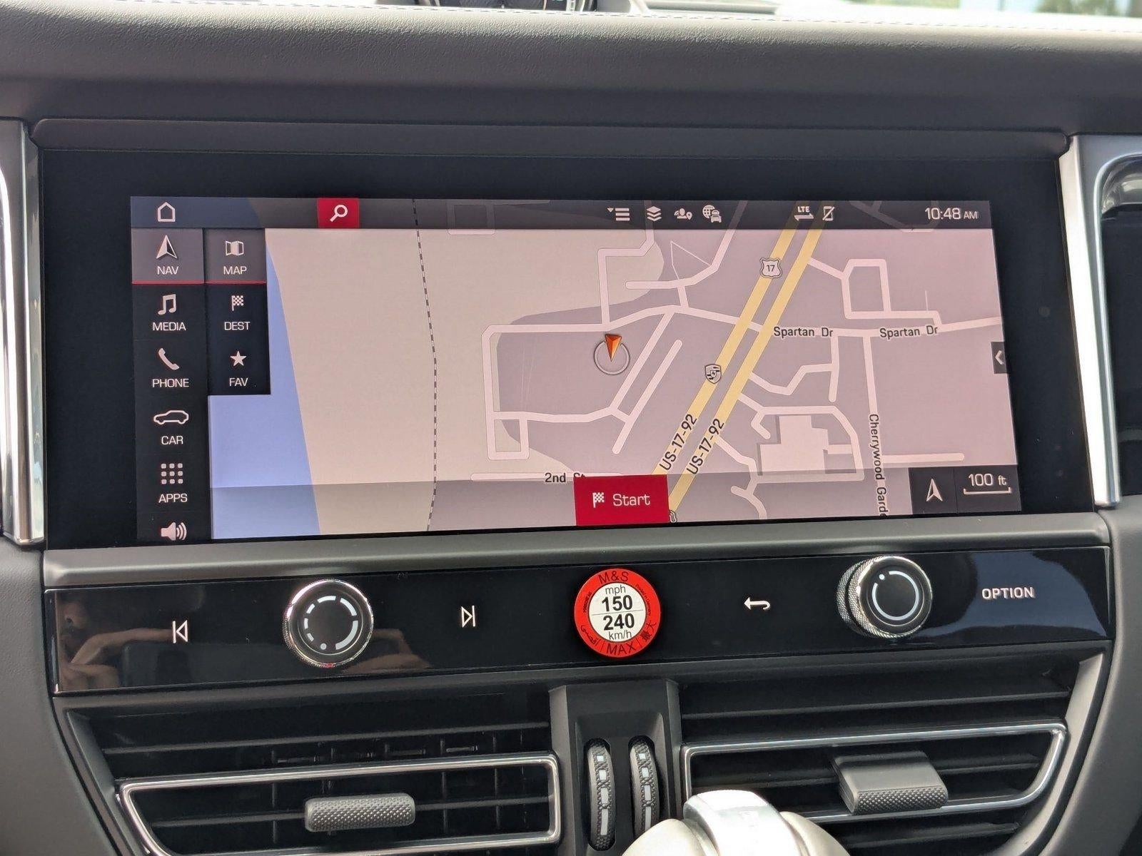 2025 Porsche Macan AWD